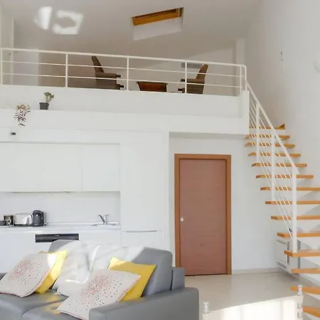 Апартаменты Large Duplex Great Area Sea View *