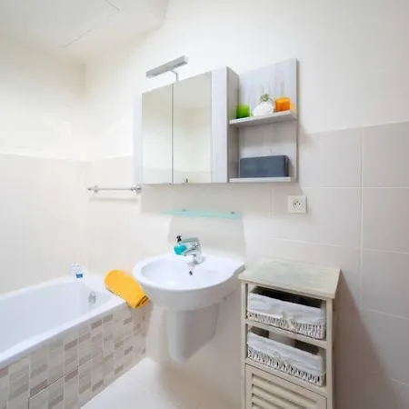 Large Duplex Great Area Sea View Апартаменты