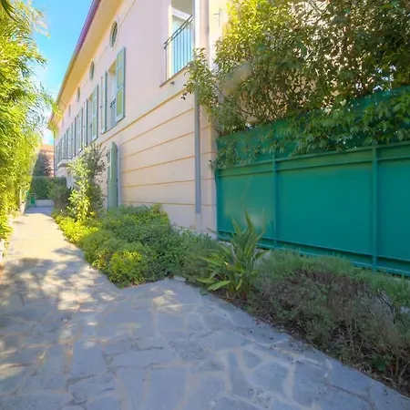 Апартаменты Large Duplex Great Area Sea View