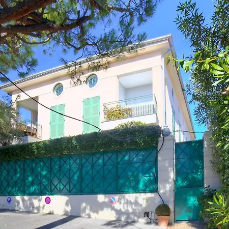 Large Duplex Great Area Sea View Апартаменты